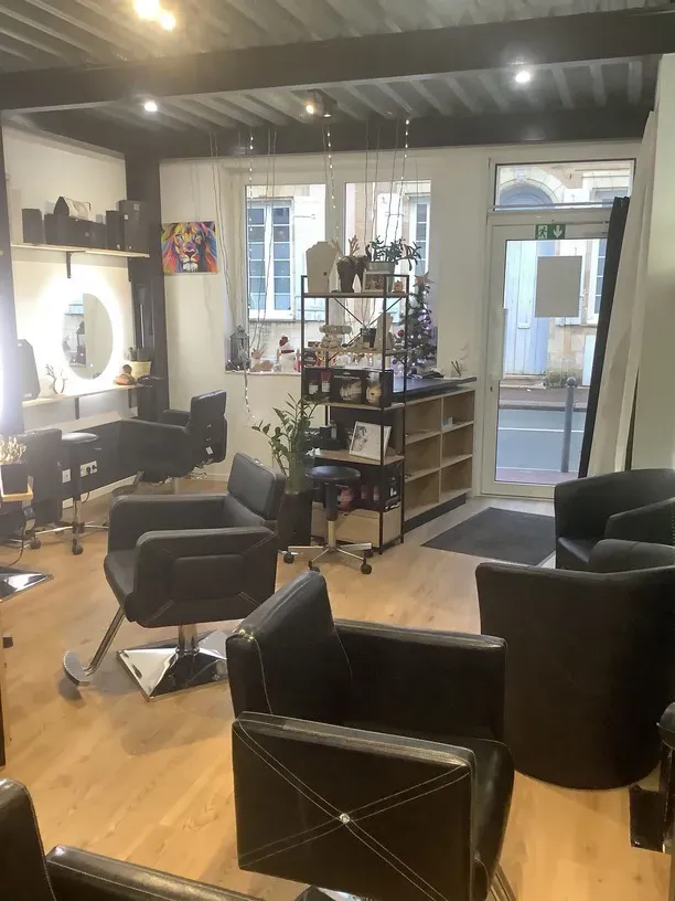 O2 Salon - Coiffure et Onglerie et Beauté à Léognan (3)