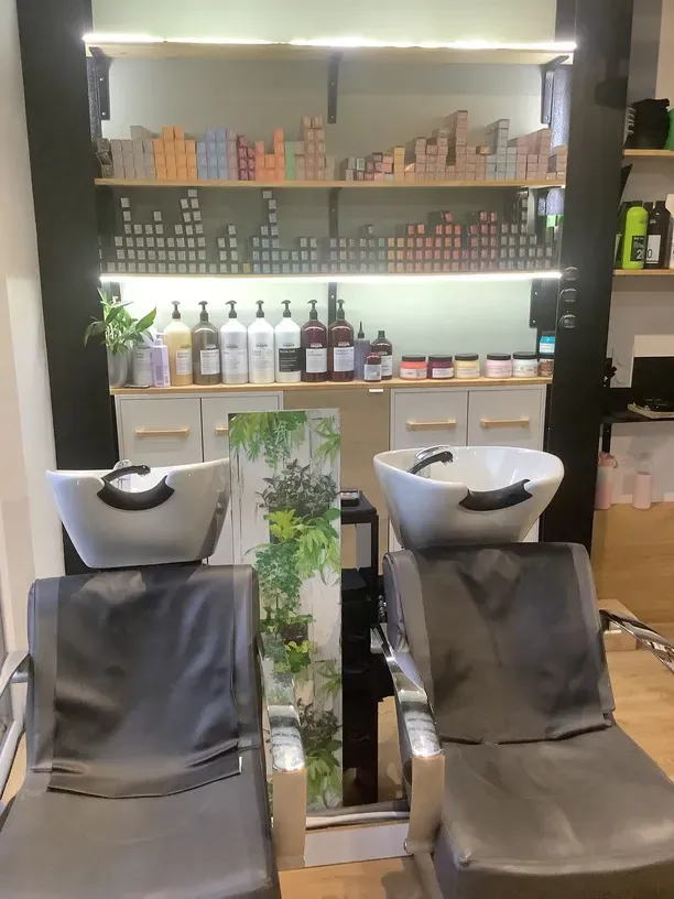 O2 Salon - Coiffure et Onglerie et Beauté à Léognan (5)